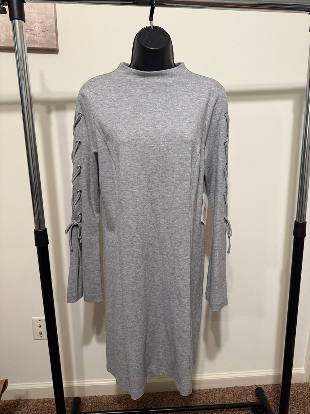 Kensie Mini dress crisscross tie sleeves